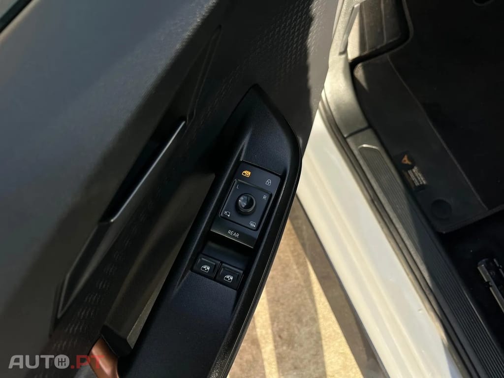 Cupra Born Autonomia WLTP 395KM 150KW ( 204CV )