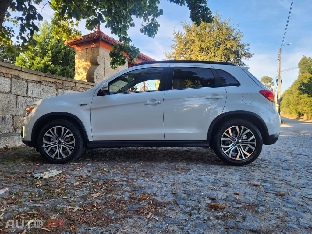 Mitsubishi ASX 1.6 DI-D Cross City