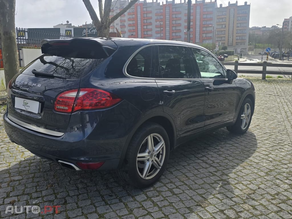 Porsche Cayenne Platinum Edition