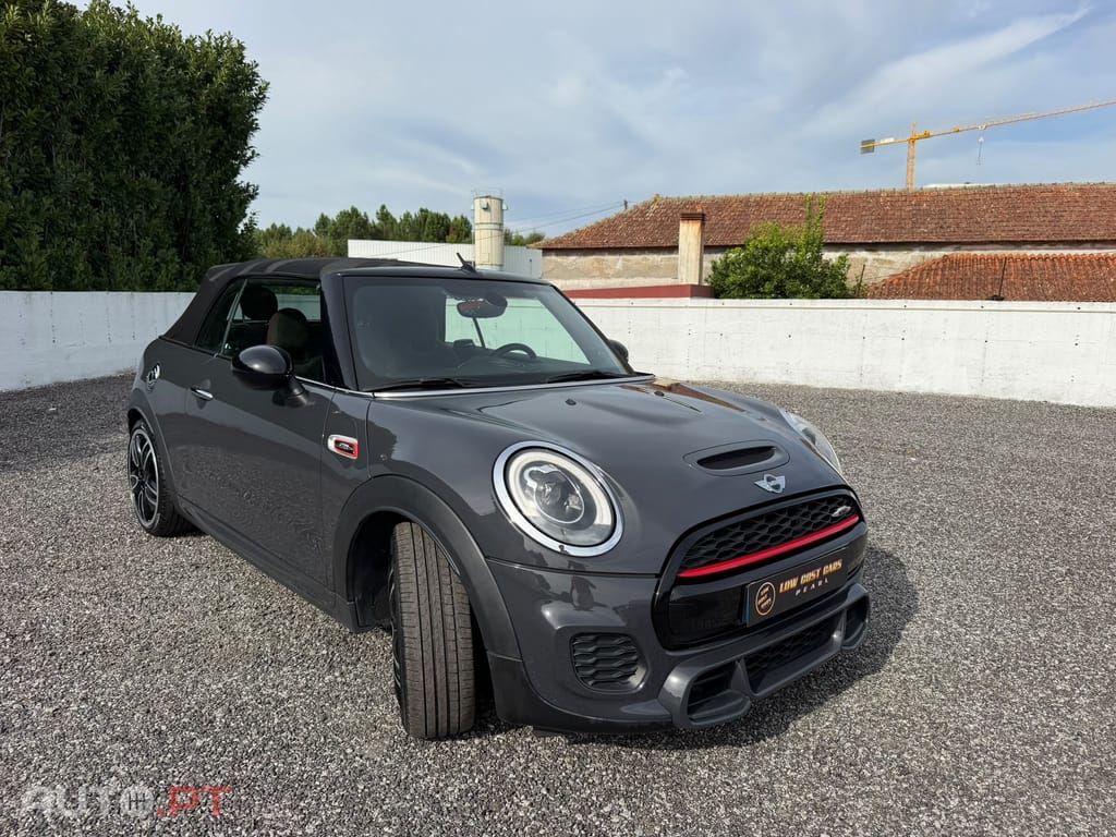 MINI Cabrio John Cooper Works