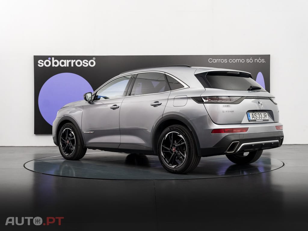 DS DS7 Crossback E-Tense Performance Line EAT8