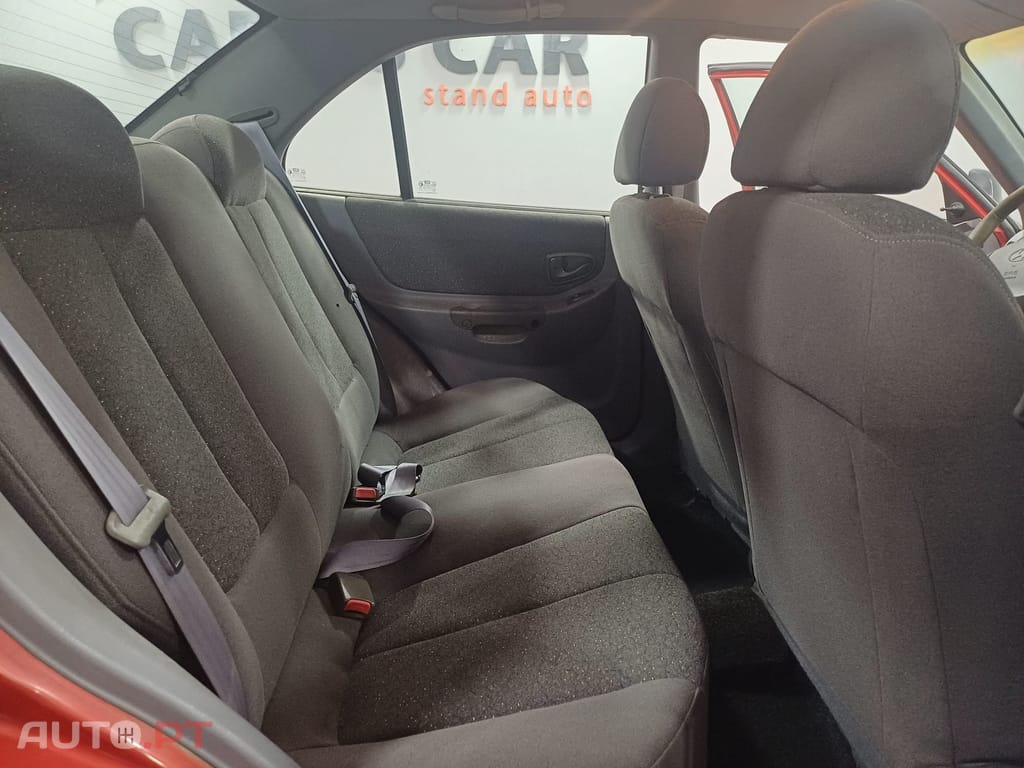 Hyundai Accent 1.3 GLS