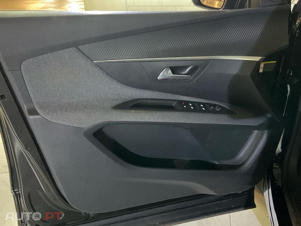 Peugeot 3008 1.2 PureTech Active