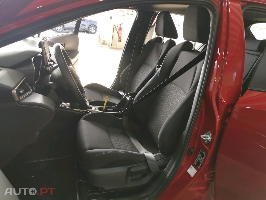 Toyota Corolla 1.8 Hybrid Comfort