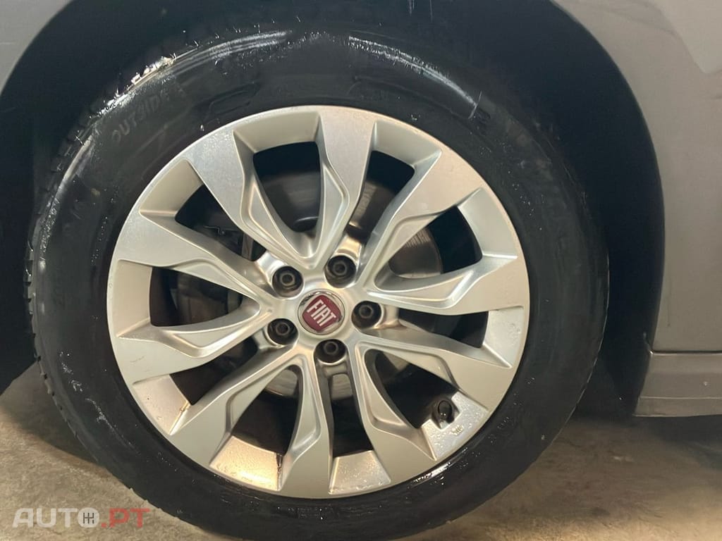 Fiat Tipo 1.3 M-Jet Lounge