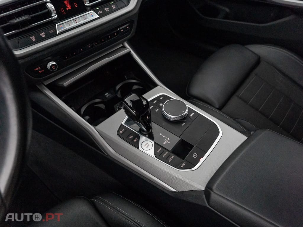 BMW 330 e Auto