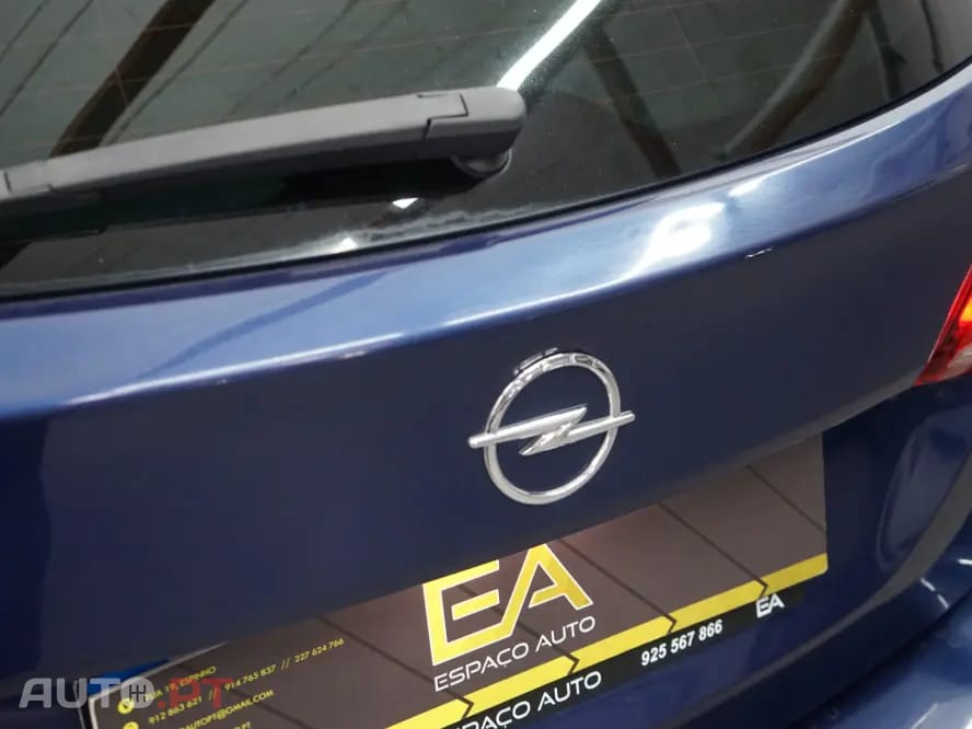 Opel Astra Sports Tourer 1.2 T Edition