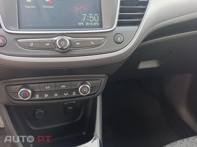 Opel Crossland X 1.2 120 Anos