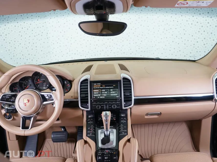 Porsche Cayenne 3.0 V6