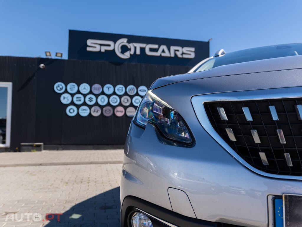 Peugeot 2008 1.2 PureTech Style