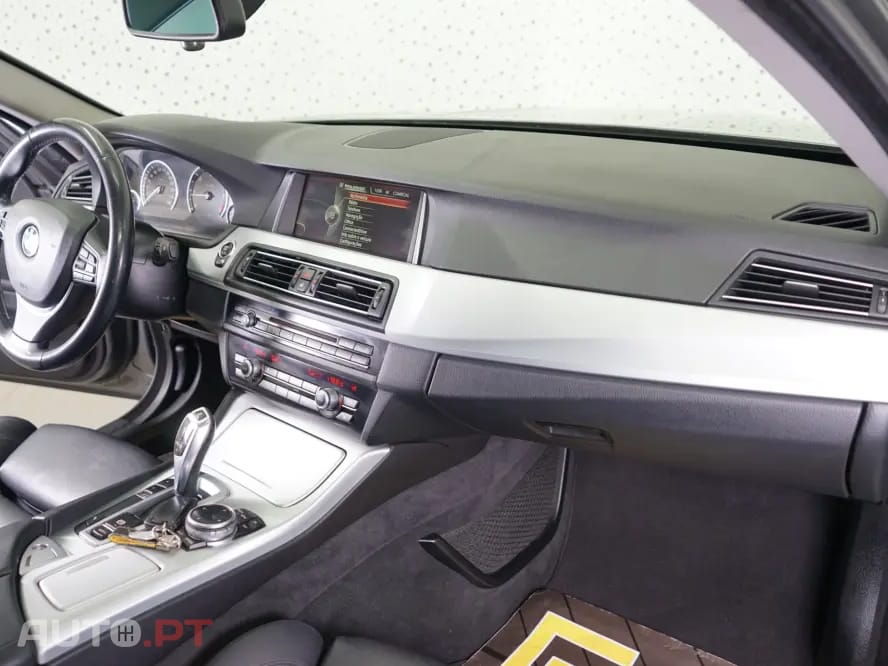 BMW 520 d Exclusive Auto 129g