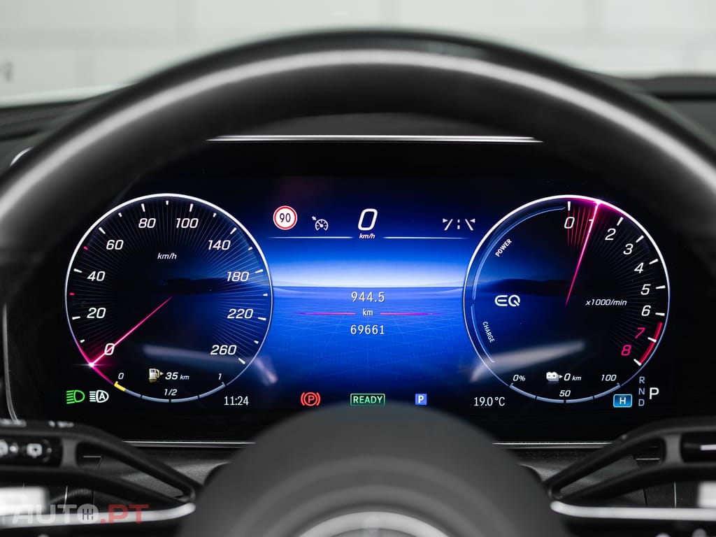 Mercedes-Benz C 300 e AMG Line