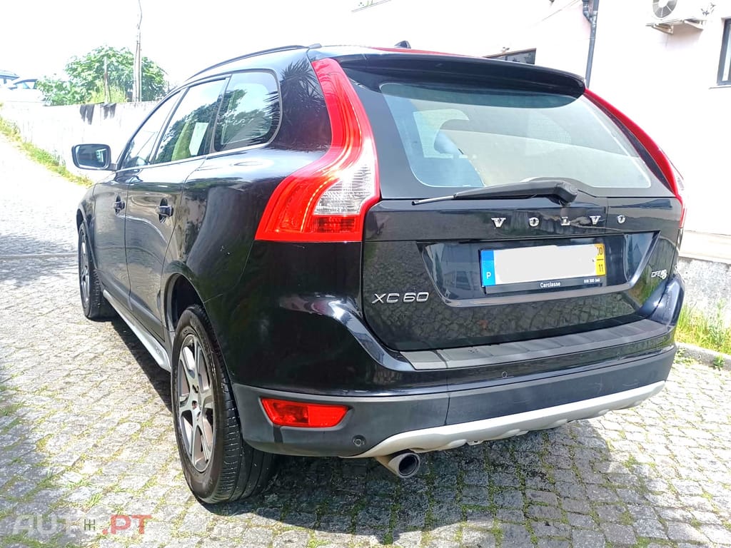 Volvo XC60 2.0 D3 Drive Summum 7 Lugares Nac