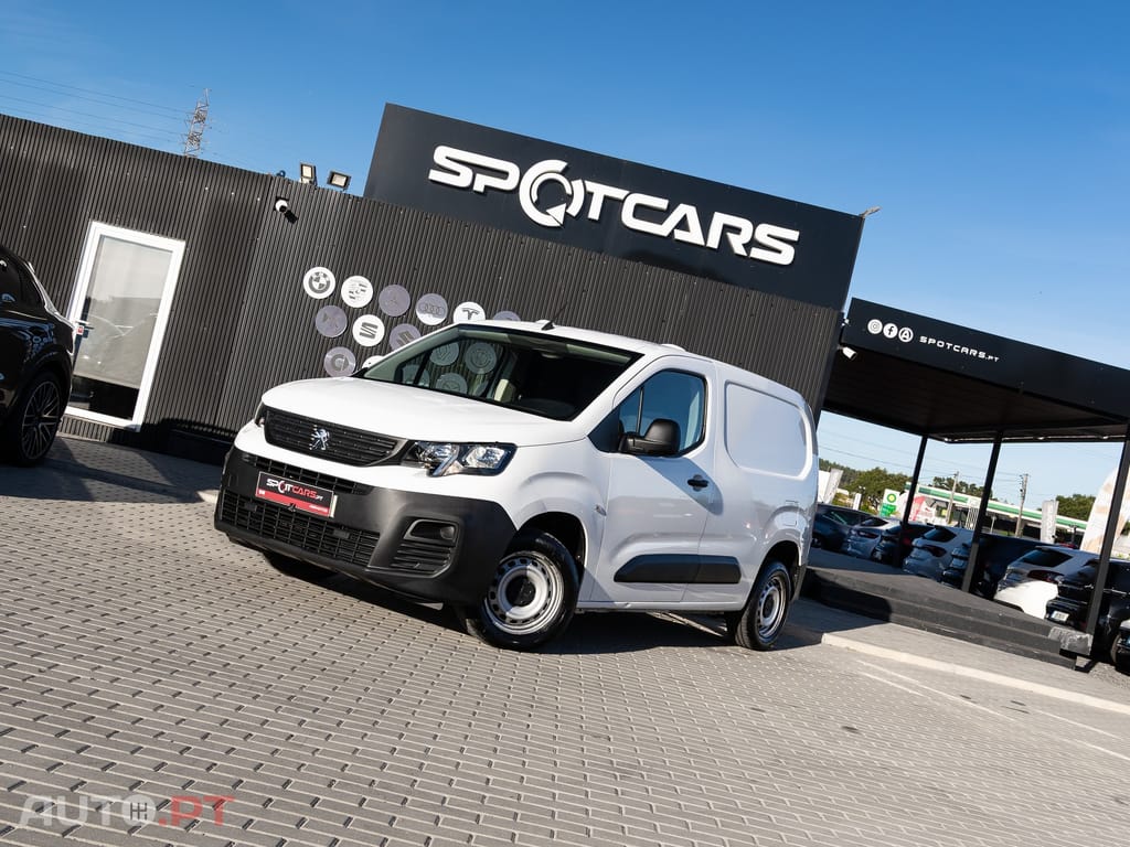 Peugeot Partner 1.5 BlueHDi M padrão