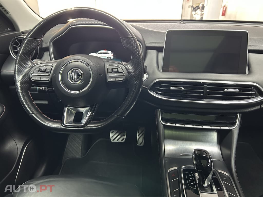 MG EHS 1.5 T-GDI Plug-in Hybrid Luxury