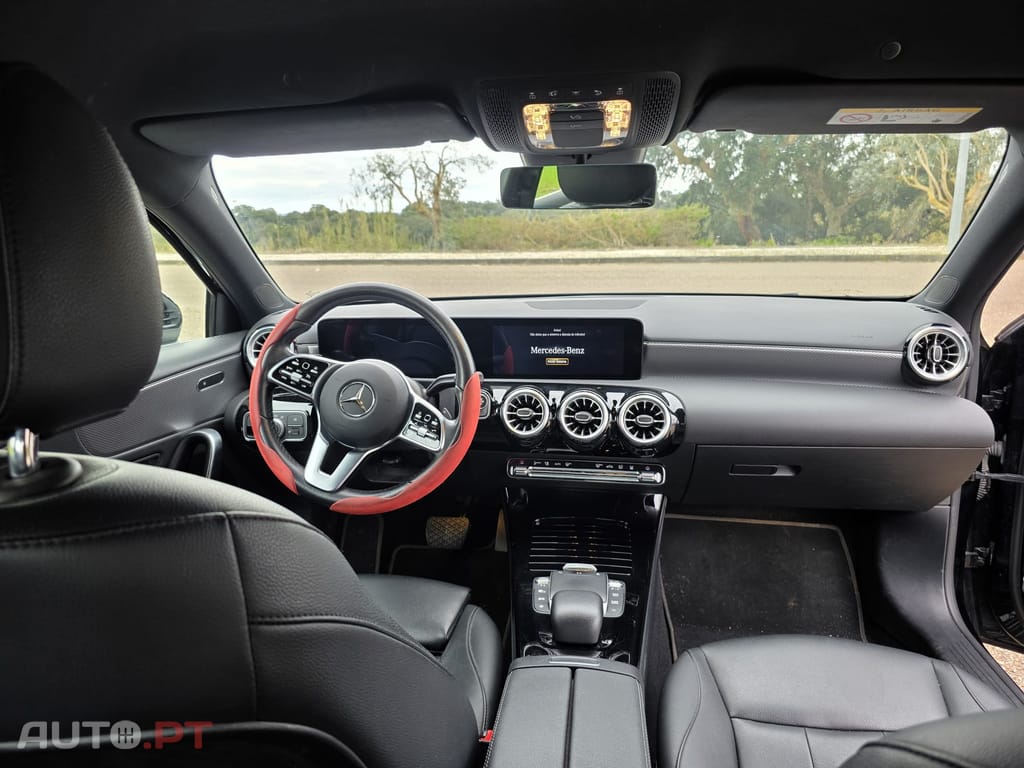 Mercedes-Benz A 250 A250E Limousine