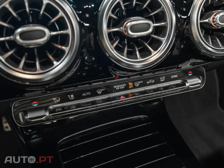 Mercedes-Benz A 180 d 7G-DCT AMG Line