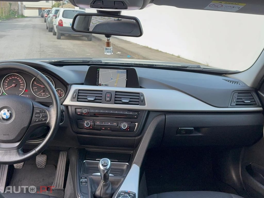 BMW 318 d Pack M Shadow