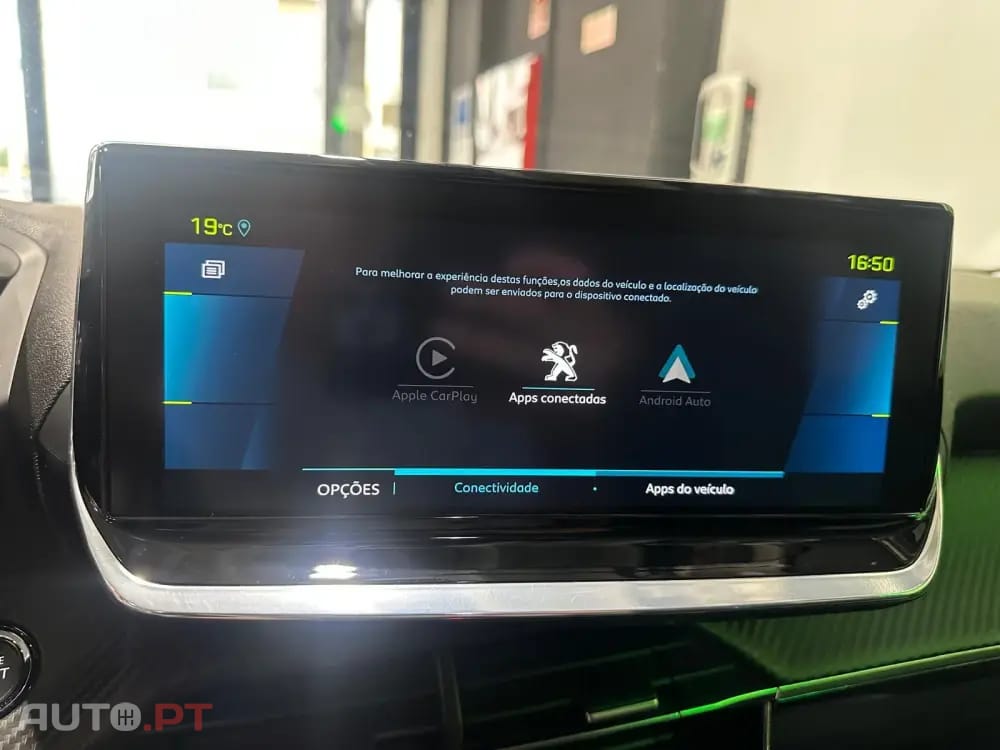 Peugeot E-2008 50 kWh Active Pack