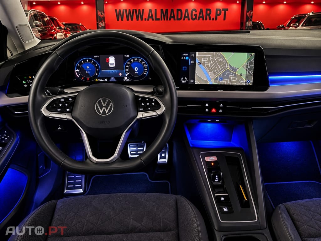 Volkswagen Golf 1.0 eTSI Life DSG