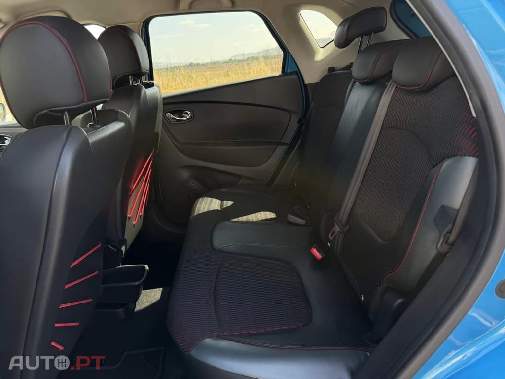 Renault Captur 1.2 TCe EDC Energy — fotografia 18