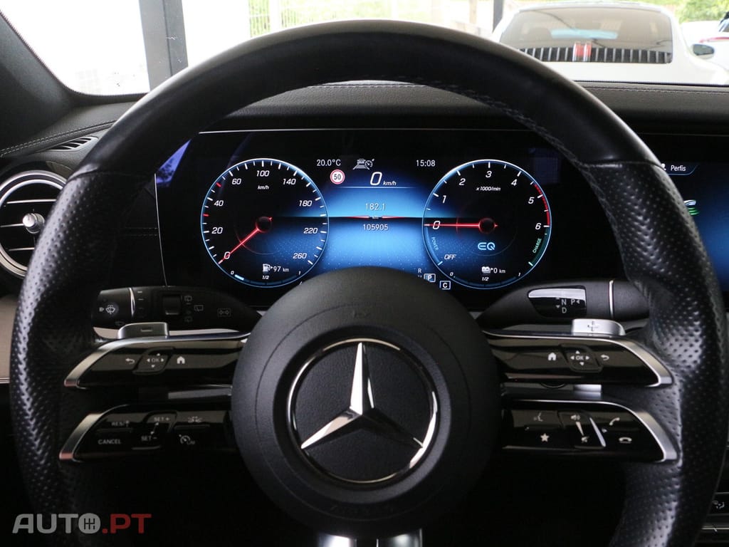 Mercedes-Benz E 300 de AMG Line