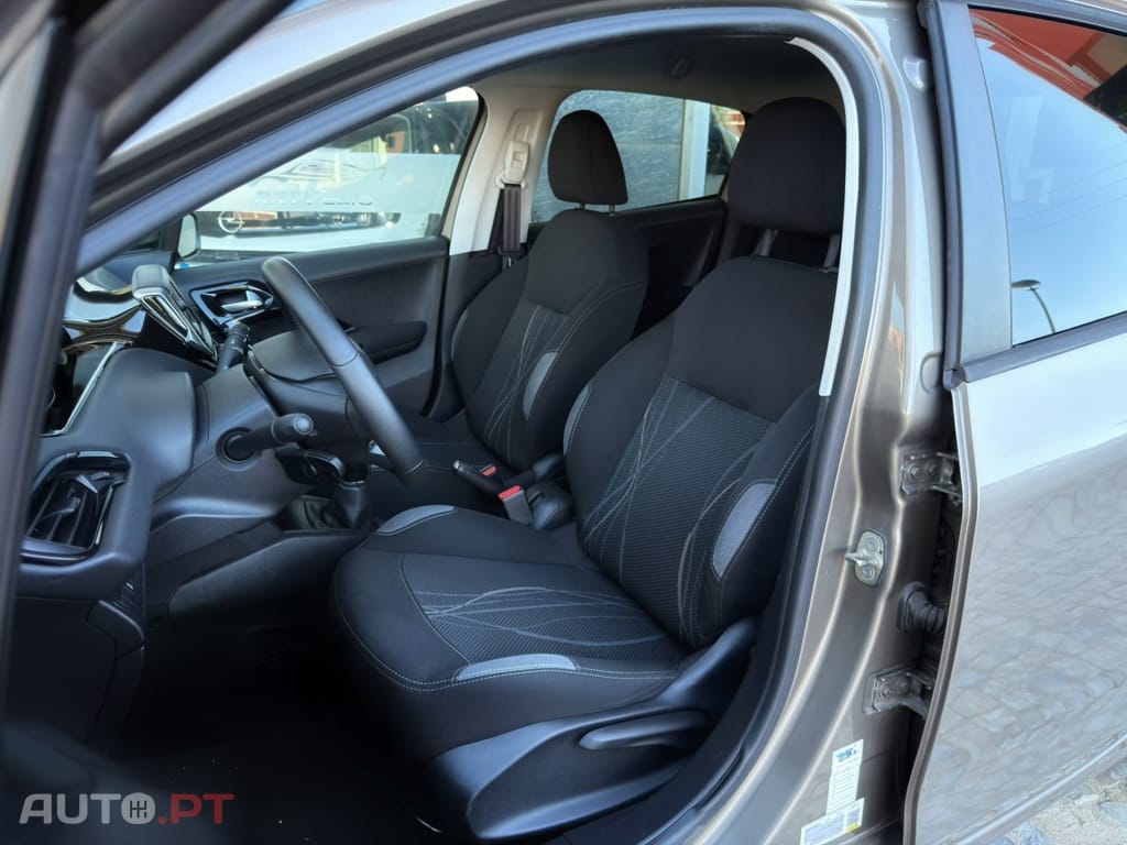 Peugeot 208 1.2 PureTech Access