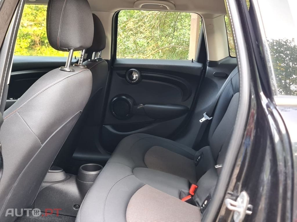 MINI Cooper One D