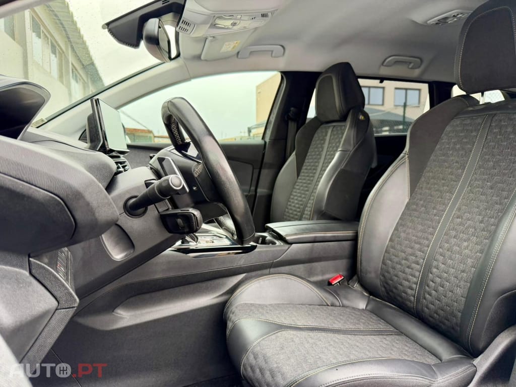 Peugeot 5008 BlueHDI 130 EAT8 Roadtrip