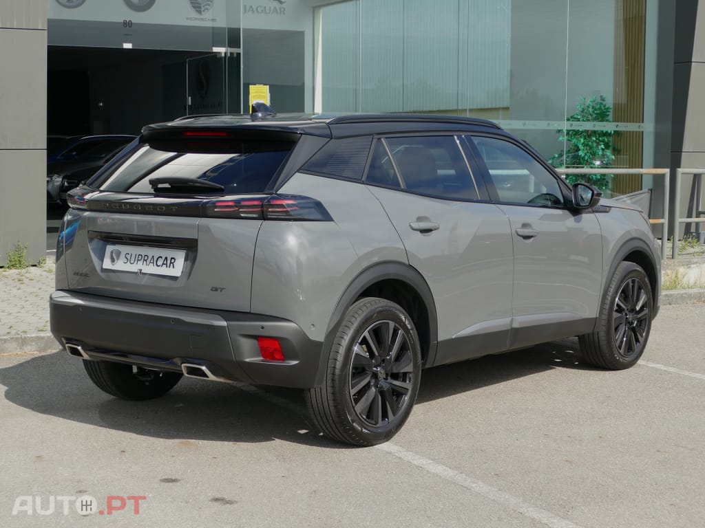 Peugeot 2008 1.2 PureTech GT EAT8