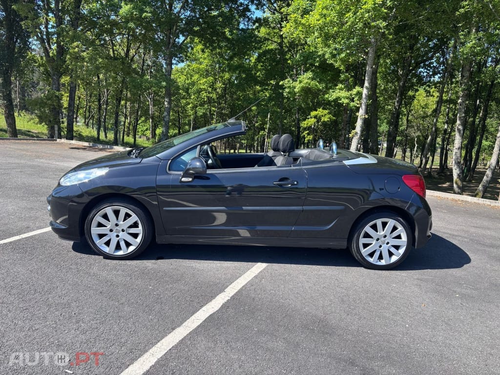 Peugeot 207 CC 1.6 HDi FAP