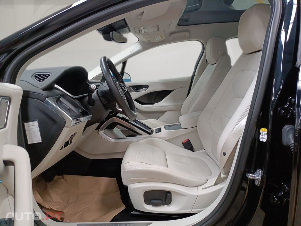 Jaguar I-Pace EV400 AWD SE