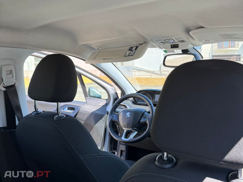 Peugeot 208 Allure