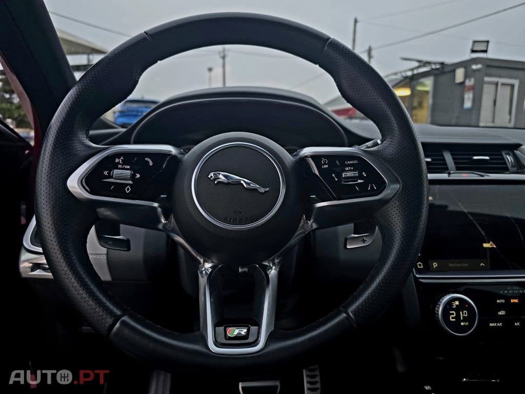 Jaguar E-Pace 1.5 P300e R-Dynamic SE AWD Aut.