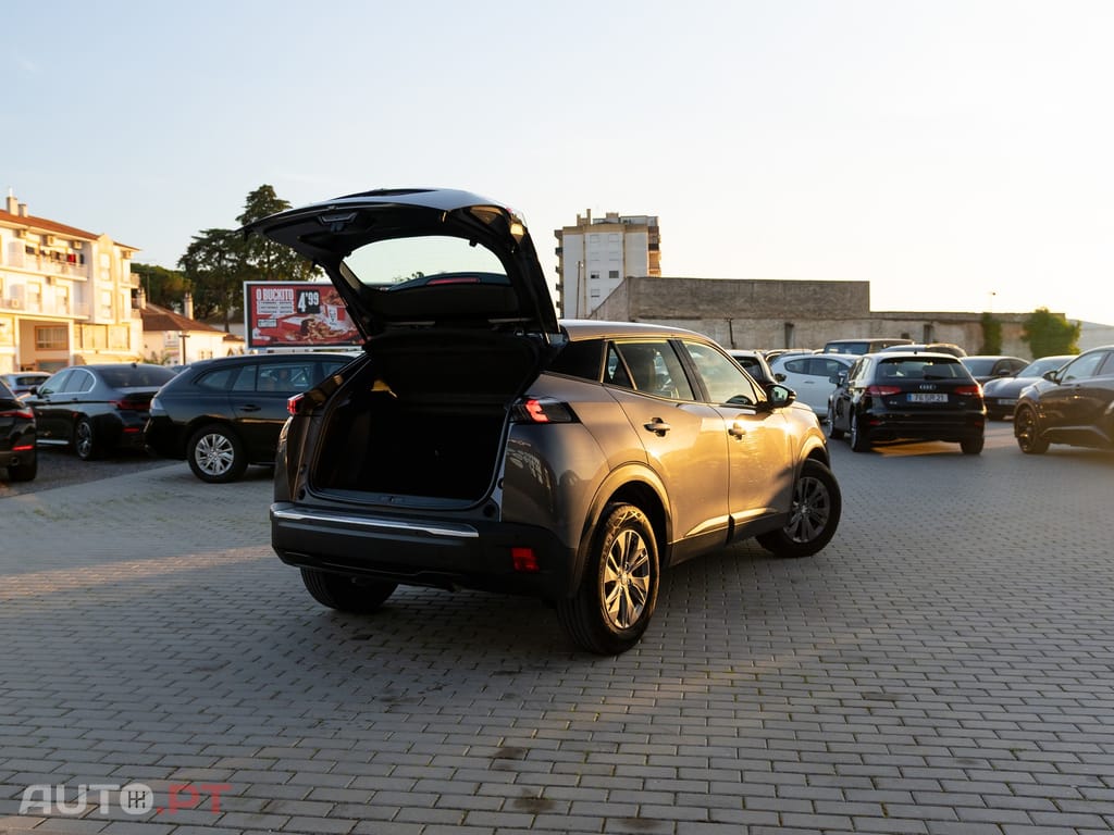 Peugeot 2008 1.2 PureTech Active Pack