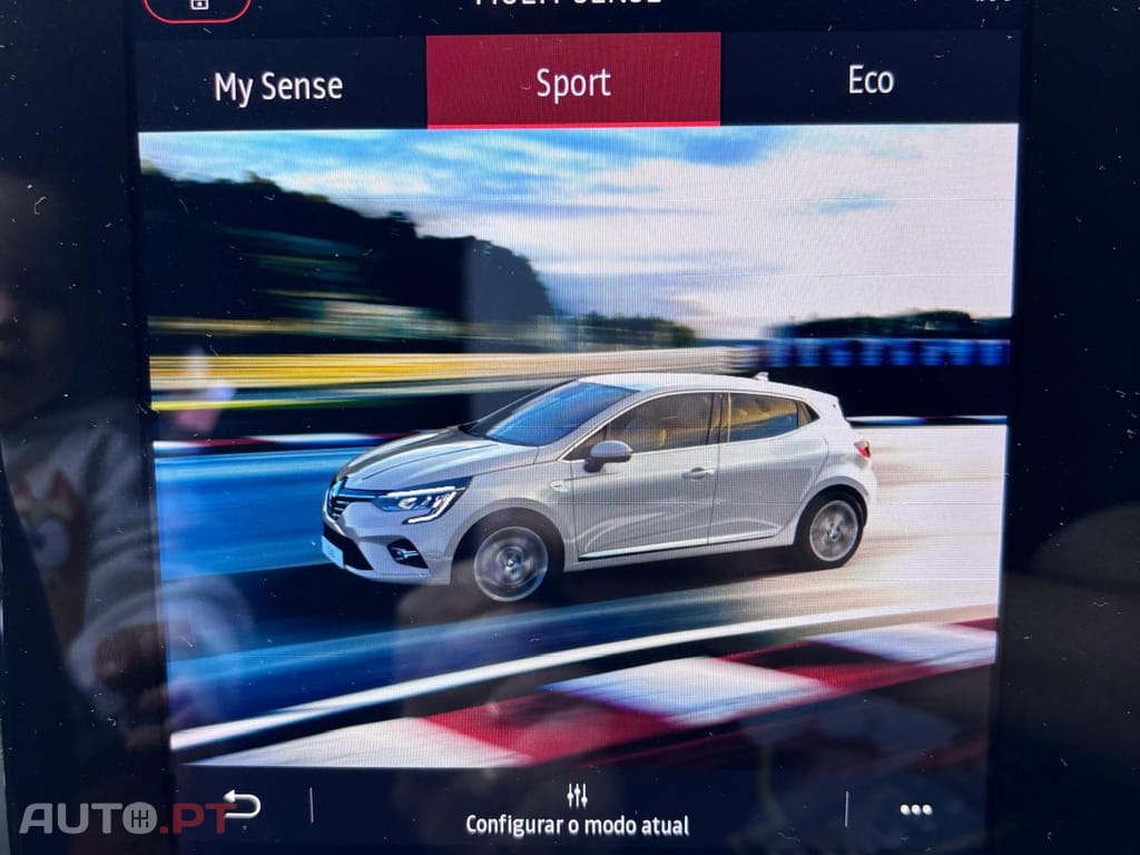 Renault Clio Exclusive 1.0