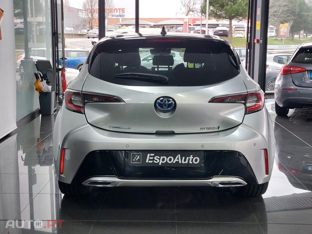 Toyota Corolla 2.0 Hybrid Exclusive