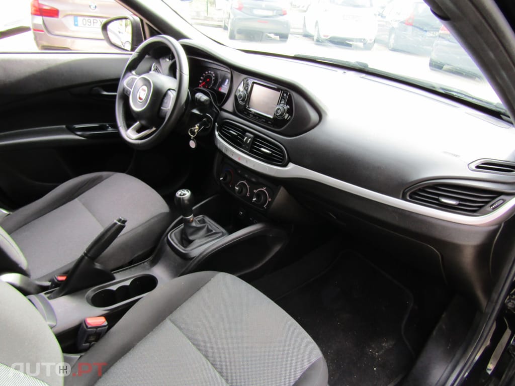 Fiat Tipo 1.3 M-Jet Street