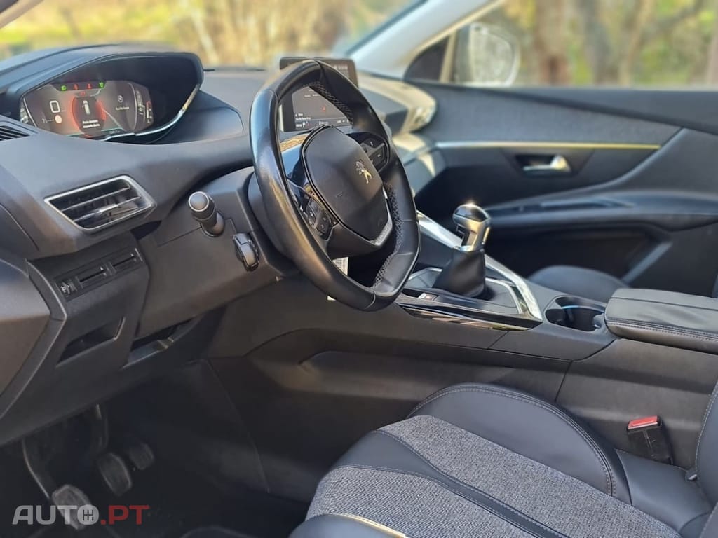 Peugeot 3008 1.6 BlueHDi Allure