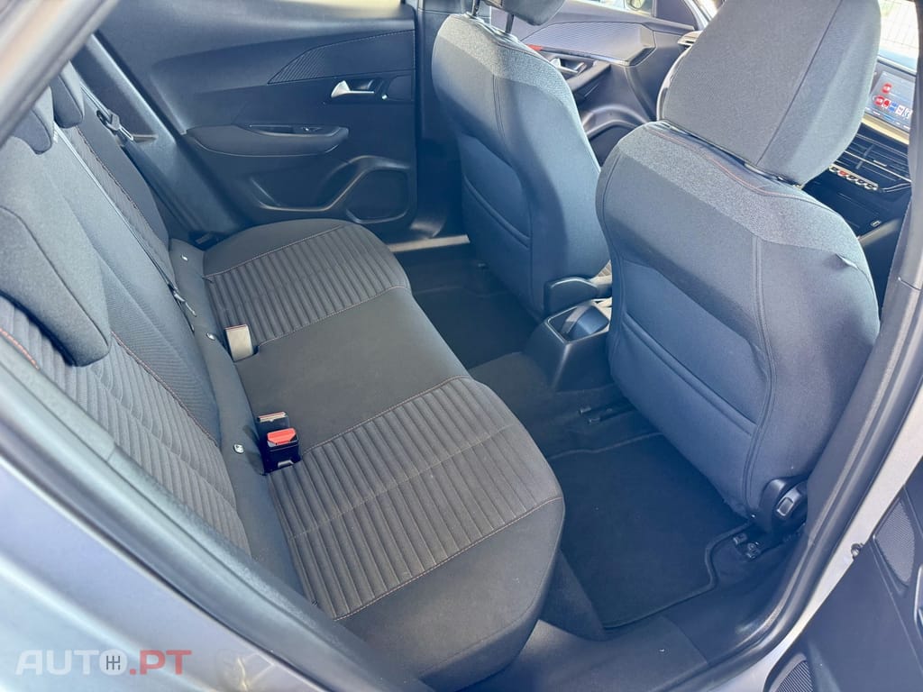 Peugeot 2008 1.2 PureTech Active