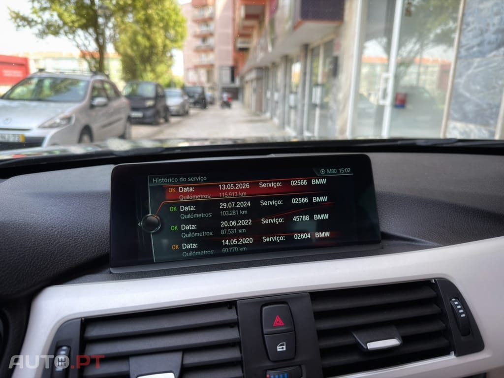 BMW 330 e iPerformance Advantage