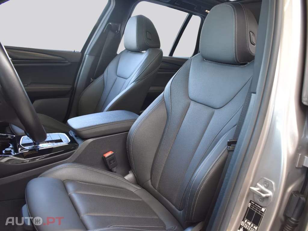 BMW iX3 I.V.A DEDUTIVEL Inspiring 