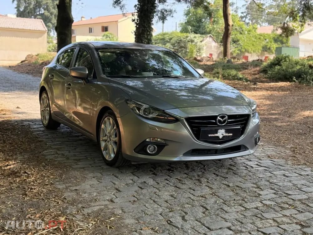 Mazda 3 1.5 Sky-D Excellence Pack Leather Navi