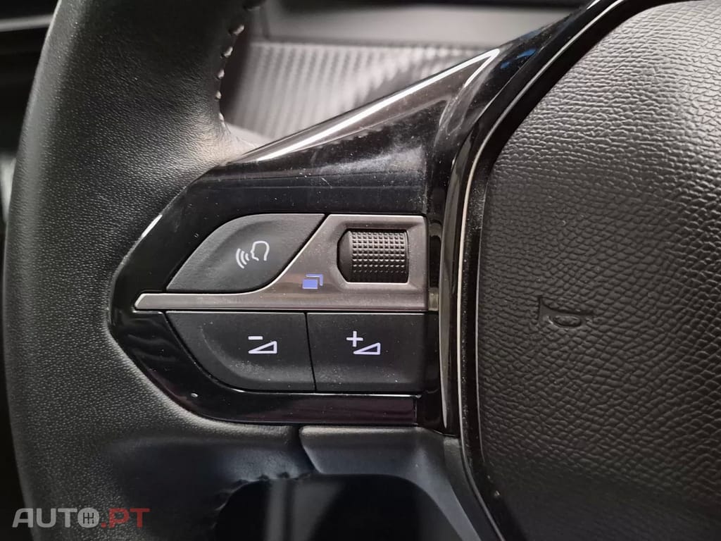 Peugeot E-208 50 kWh Active Pack