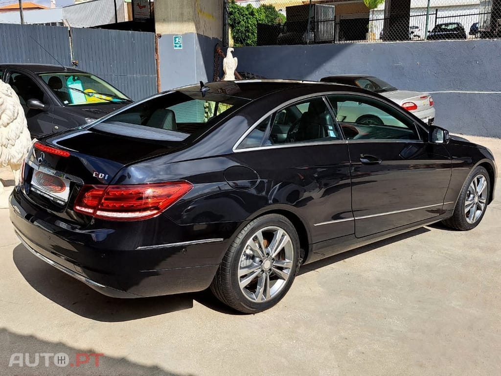 Mercedes-Benz E 220 CDi BlueEfficiency