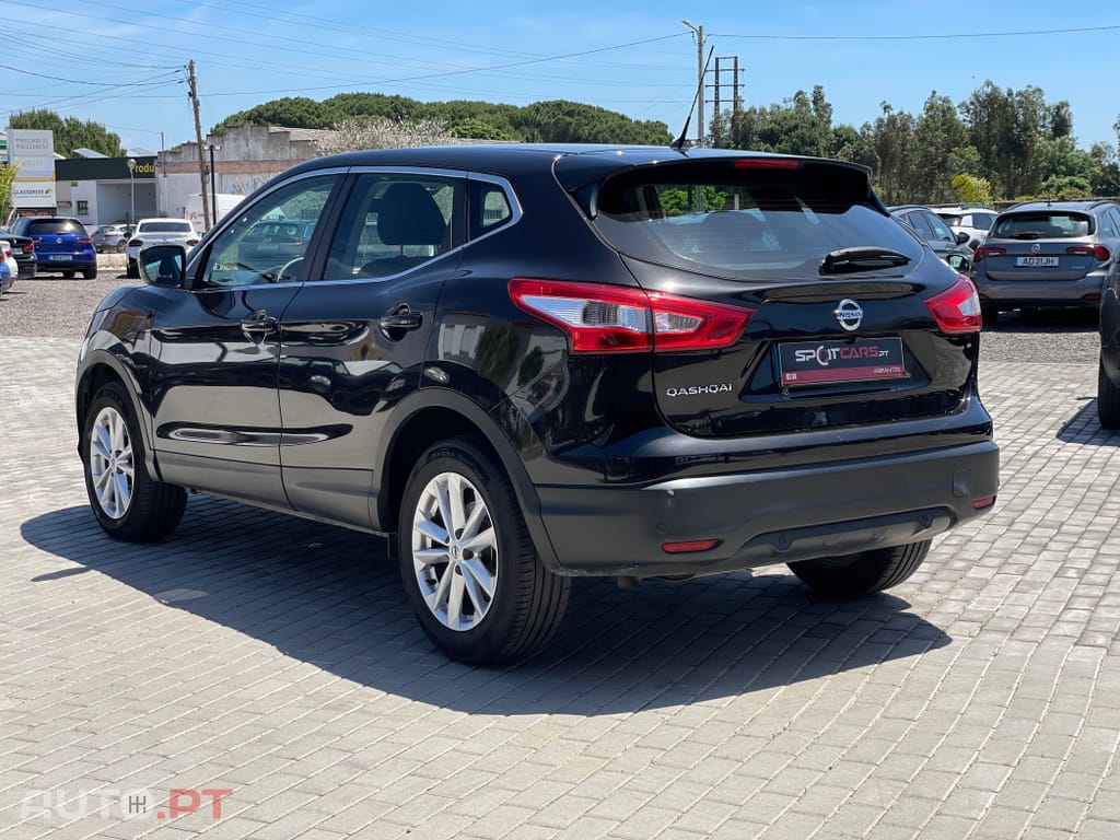 Nissan Qashqai 1.5 dCi Acenta Connect