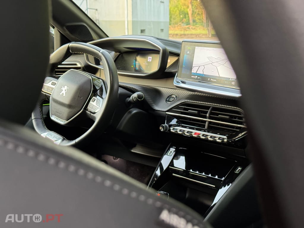 Peugeot E-208 50 kWh GT Line