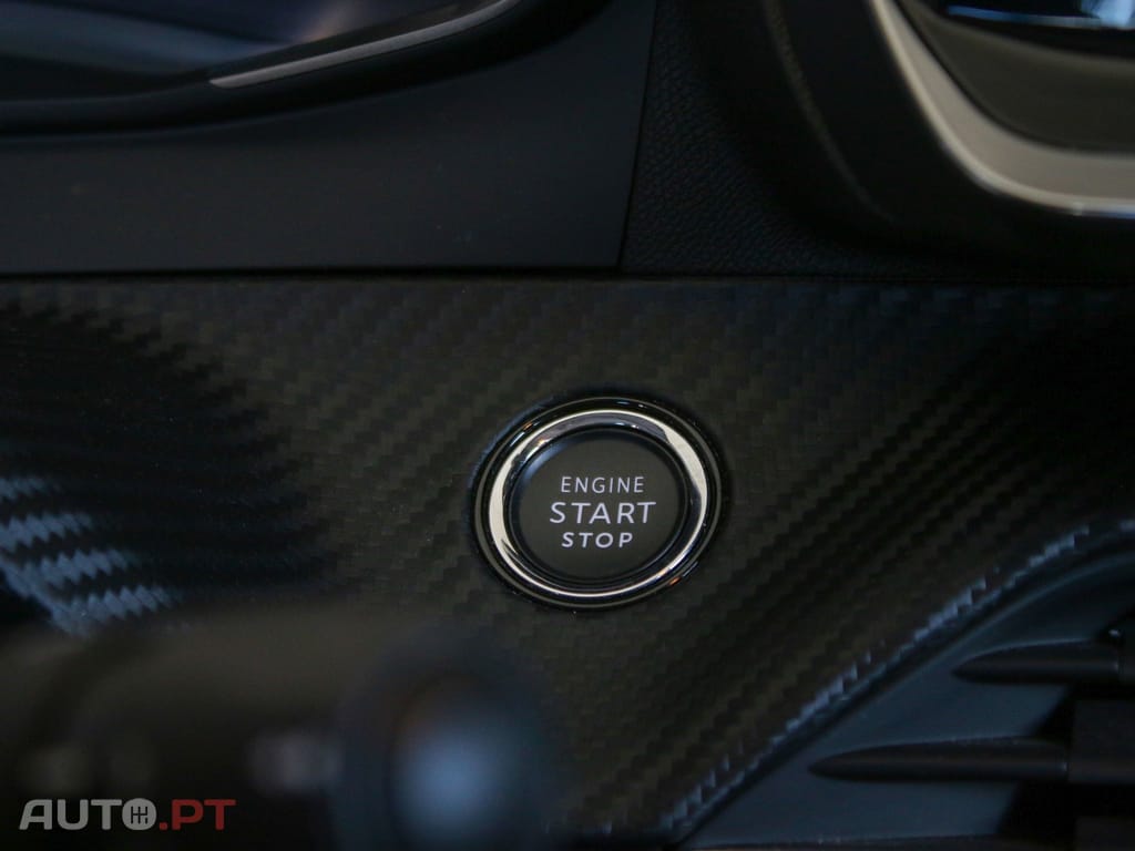 Peugeot E-208 50 kWh Allure Pack