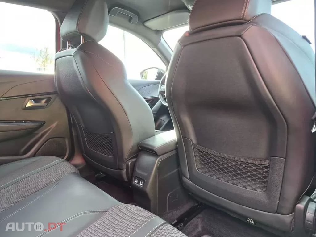 Peugeot E-208 50 kWh GT