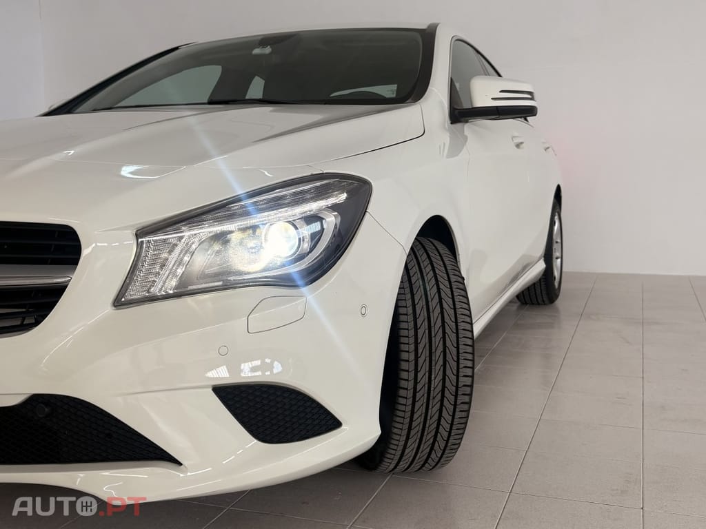 Mercedes-Benz CLA 200 CDI 7G-DCT Urban